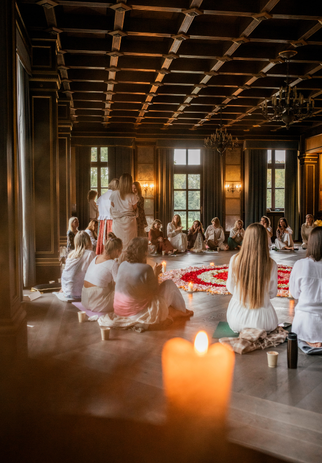 dzien sat nam klubu warszawa